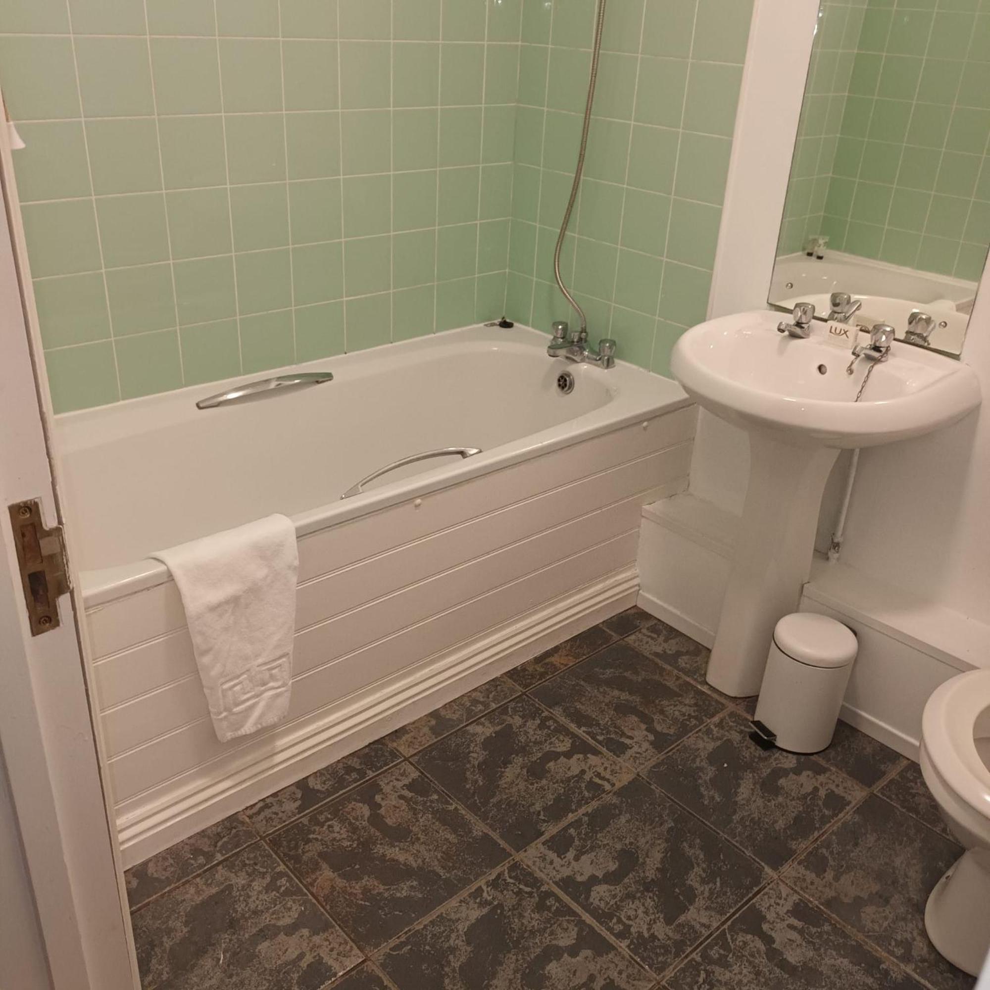Cefn Mably Otel Penarth Dış mekan fotoğraf
